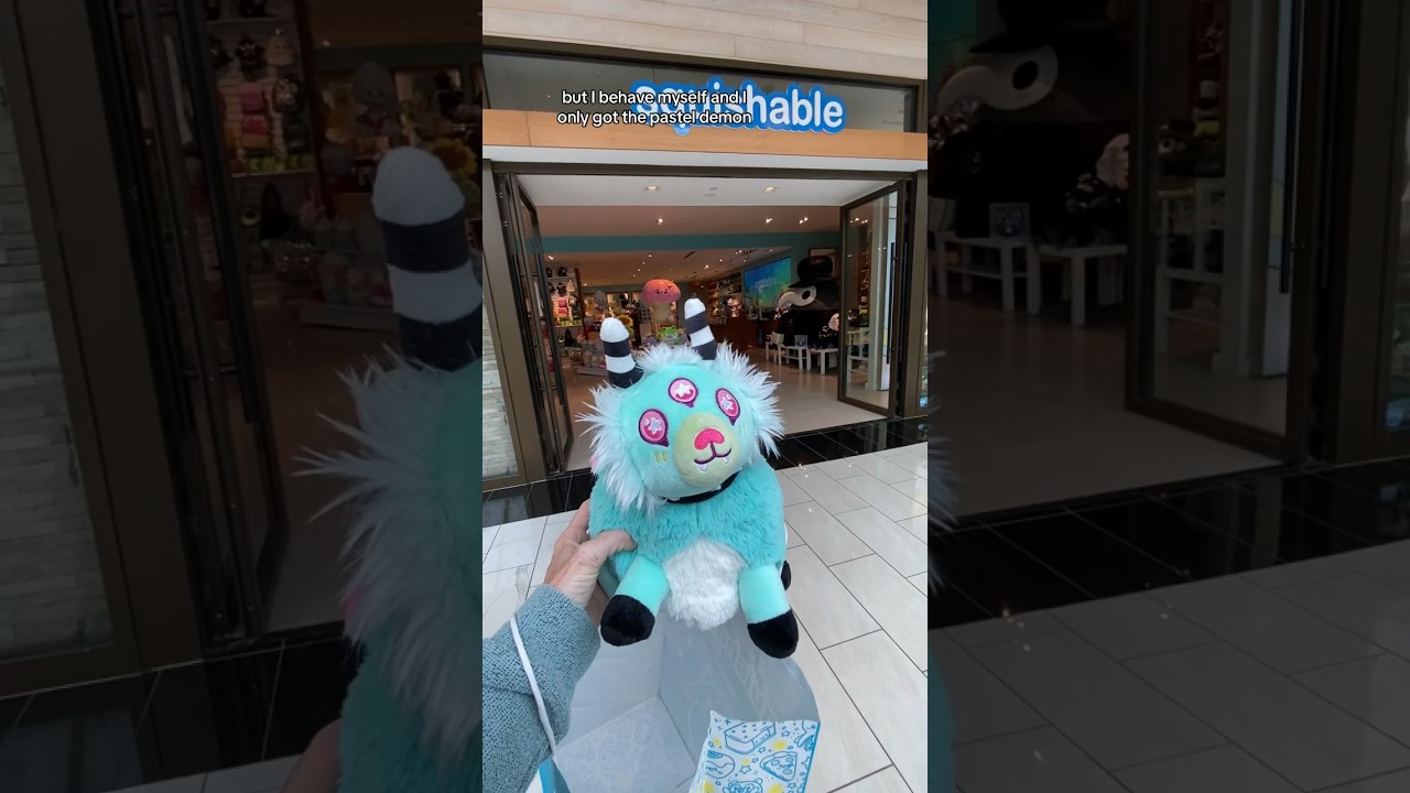 #squishables #squish #squishys #stuffedanimal #squish #stuffedtoy #plushies #toyreviews #toys