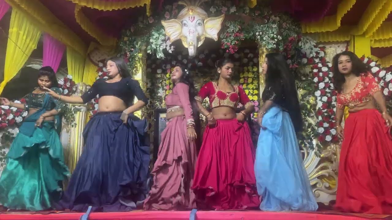 #Videos प्रखण्ड हो या जिला बाबुआने से हिला #आर्केस्टा #Arkestavideos