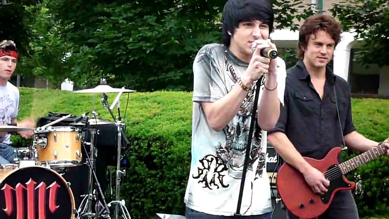 Mitchel Musso 