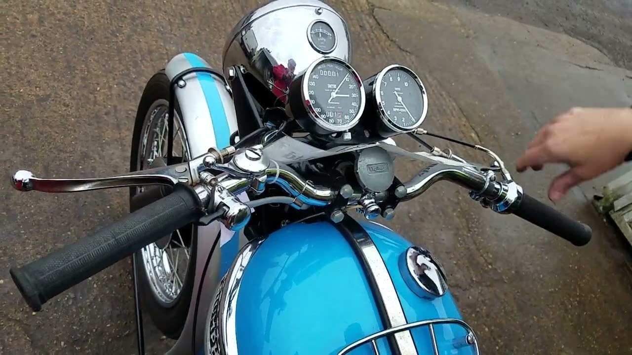 1961 Triumph Bonneville T120R 650cc at Andy Tiernans #09477TRI