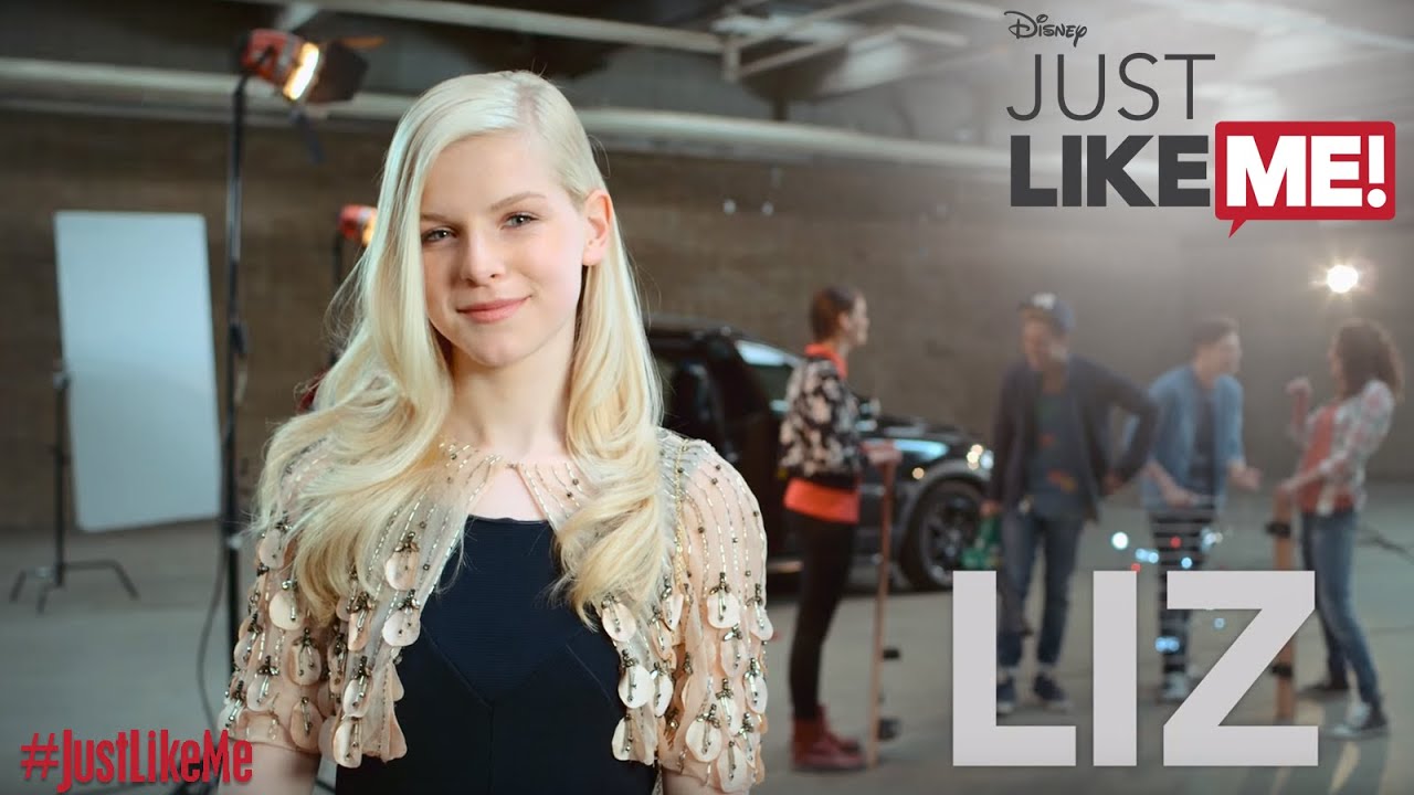Just Like Me! | Volg LIZ | Disney Channel NL