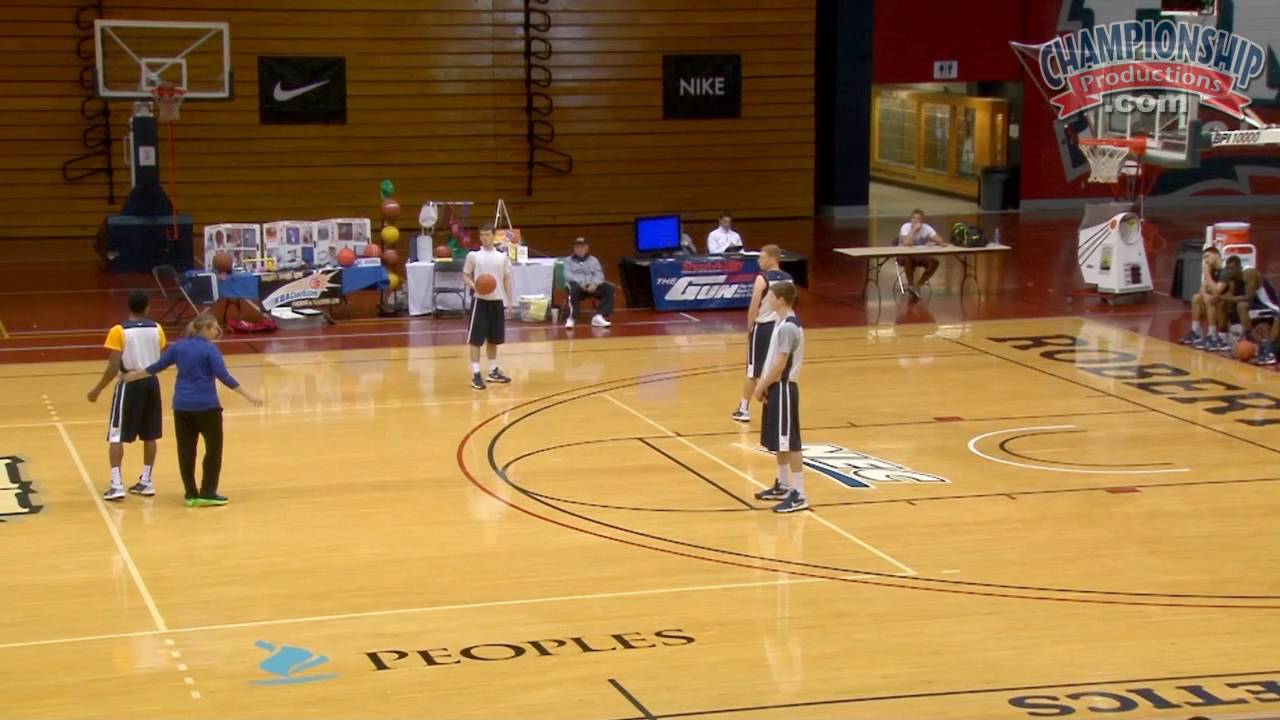 Cheryl Reeve's "Loop Series" Basketball Offense!