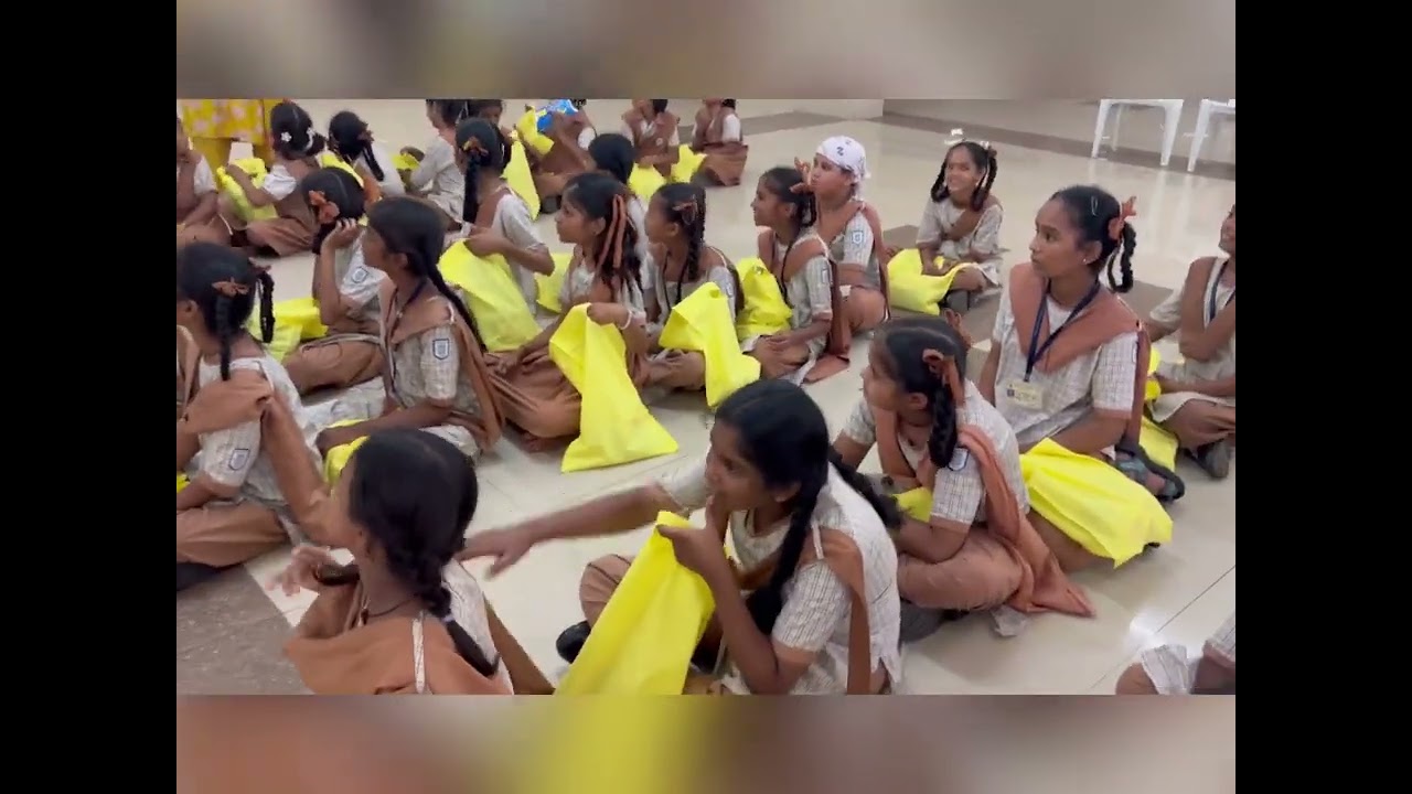 lecture by Gynaecologist doctor on menstruation awareness, diet and nutrition for school girls
