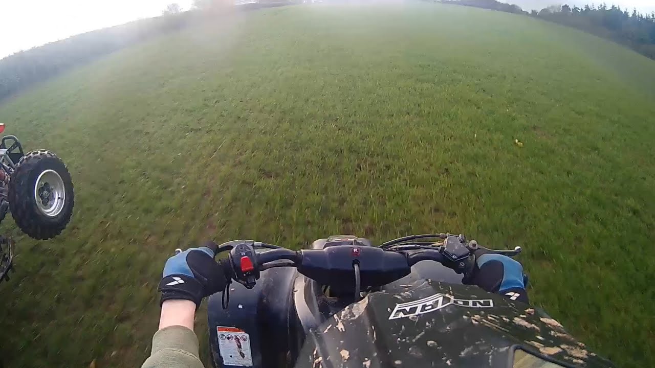 Trx250ex VS Quadzilla r100 (Drag Race)