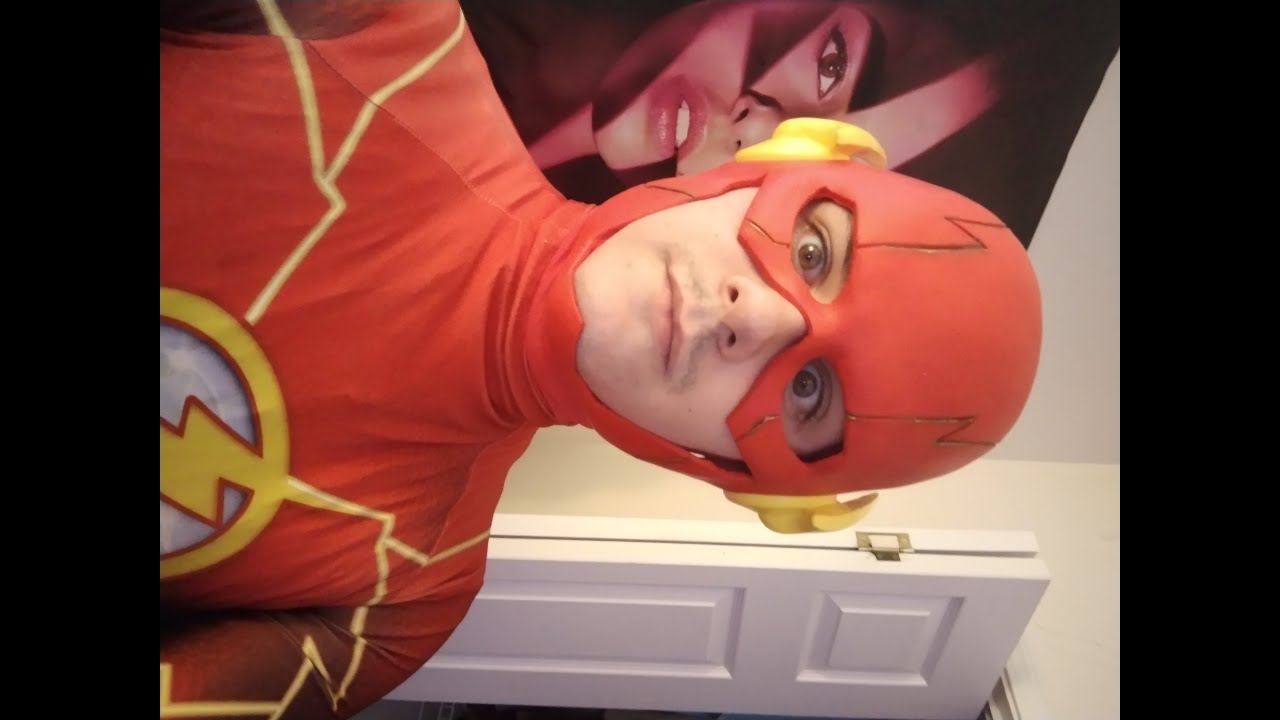The Flash New 52 Cowl and Suit Review