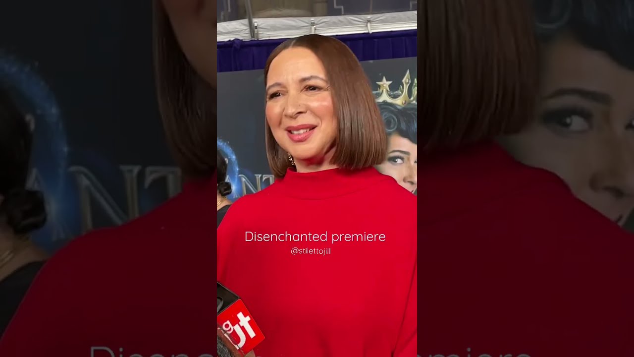 #disenchanted Red Carpet premiere - Amy Adams, Maya Rudolph, Patrick Dempsey
