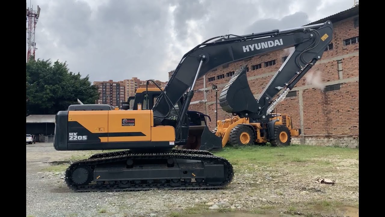 HYUNDAI HX220S