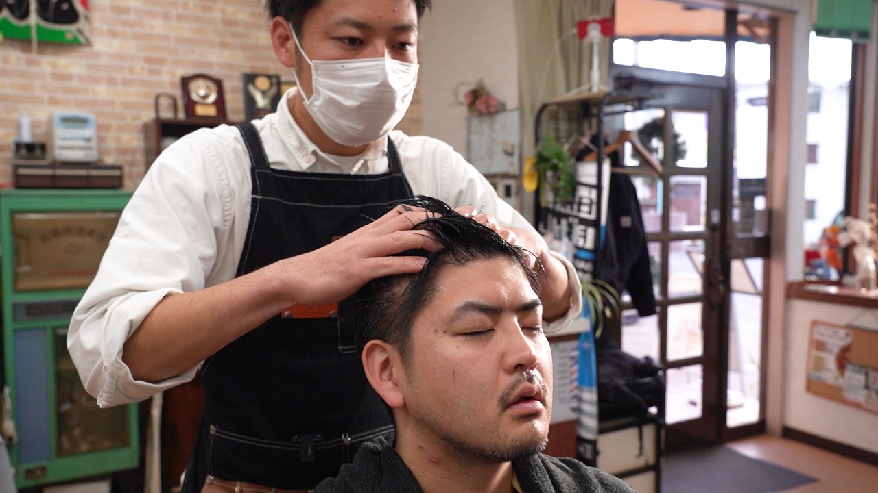 💈🇯🇵 Haircut, Face Massage, Shaving, and Shampoo at 