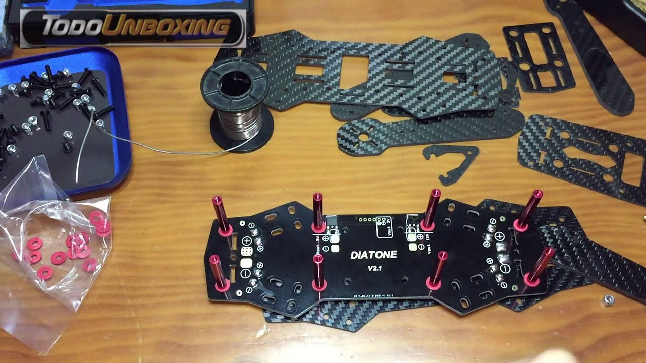 Construir un Drone de carreras quadcopter. Montaje paso a paso