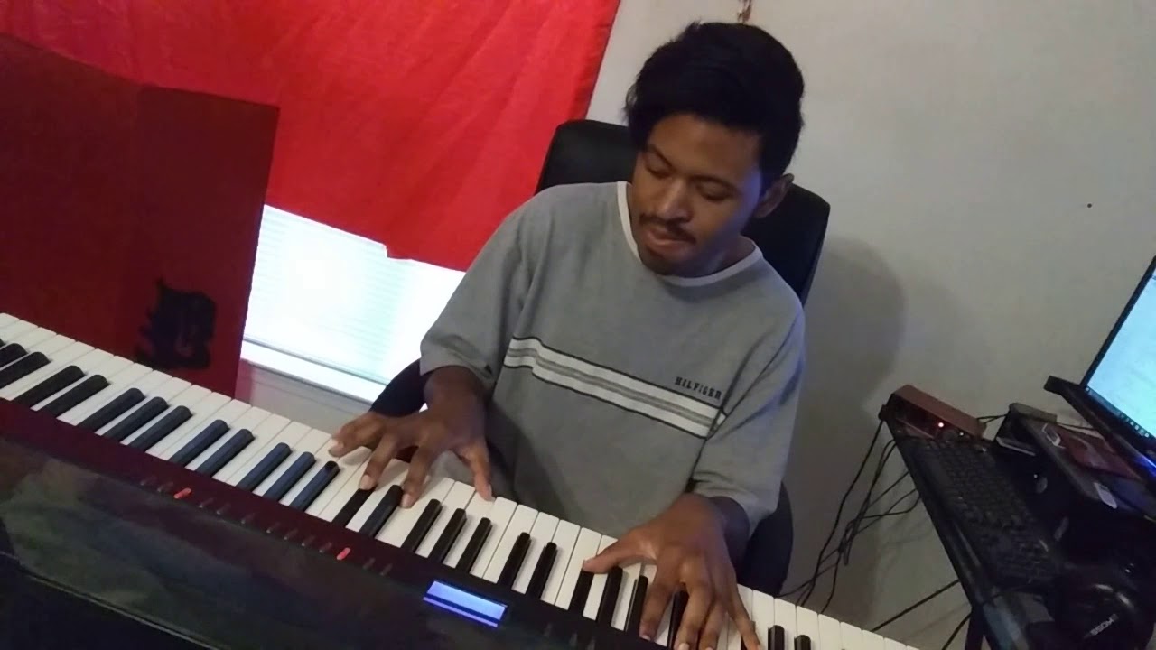 Piano Freestyle#1 (OtherWorldlyMelody)