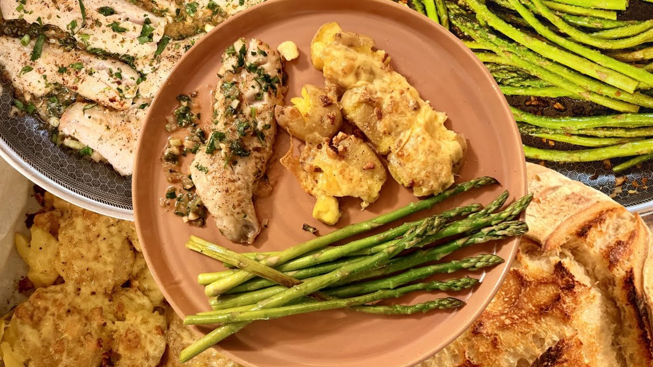 Crispy Pan-Fried Maine Redfish with Truffle Gouda Smashed Potatoes, Asparagus & Sourdough Bread