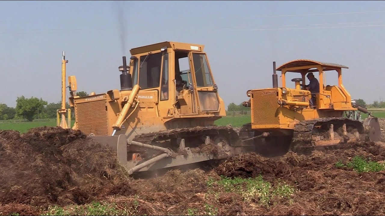 Fiat Allis AD14-C & AD20 + Aratro Borgatti scasso - Tracked tractor deep plowing