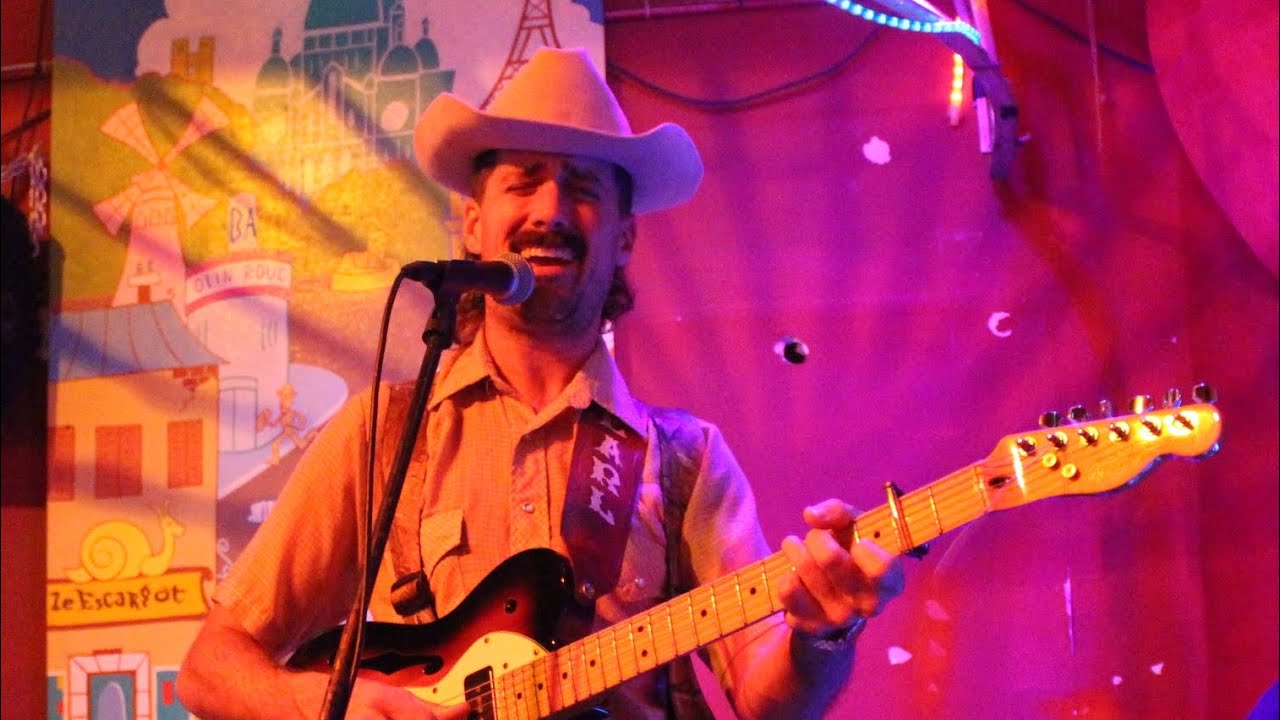 Dylan Earl performs 