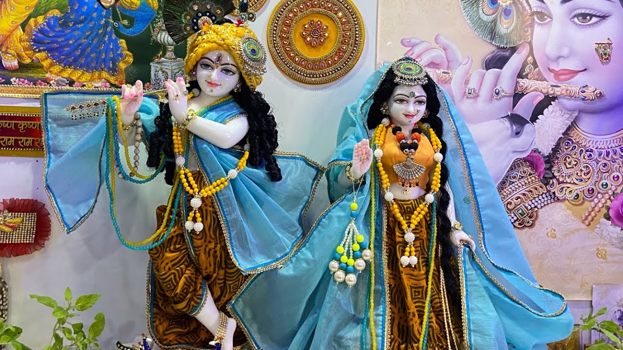 Radha Krishna shringar .Thakur Nandkishor hamare, Thakurani Radha si ; arrey hum kab honge brajavasi