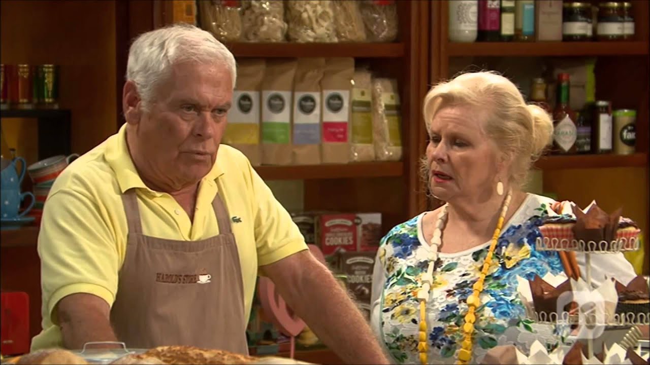 [Neighbours] Lou Carpenter & Sheila Canning II 7060 Scene