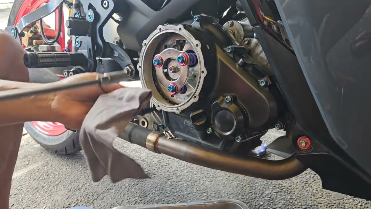 Pitsbike  clutch  spring install to Yamaha  Sniper 155.