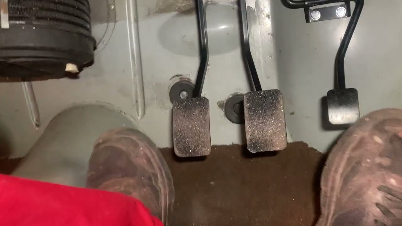 AUSTIN A35 VAN FINAL OVERVIEW OF DISC BRAKE AND HYDRAULIC CLUTCH INSTALLATION