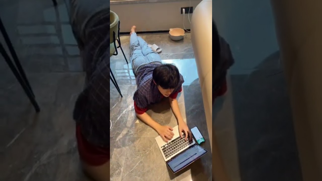 Who can refuse such a lovely boyfriend这样的男朋友谁会不想要呢？