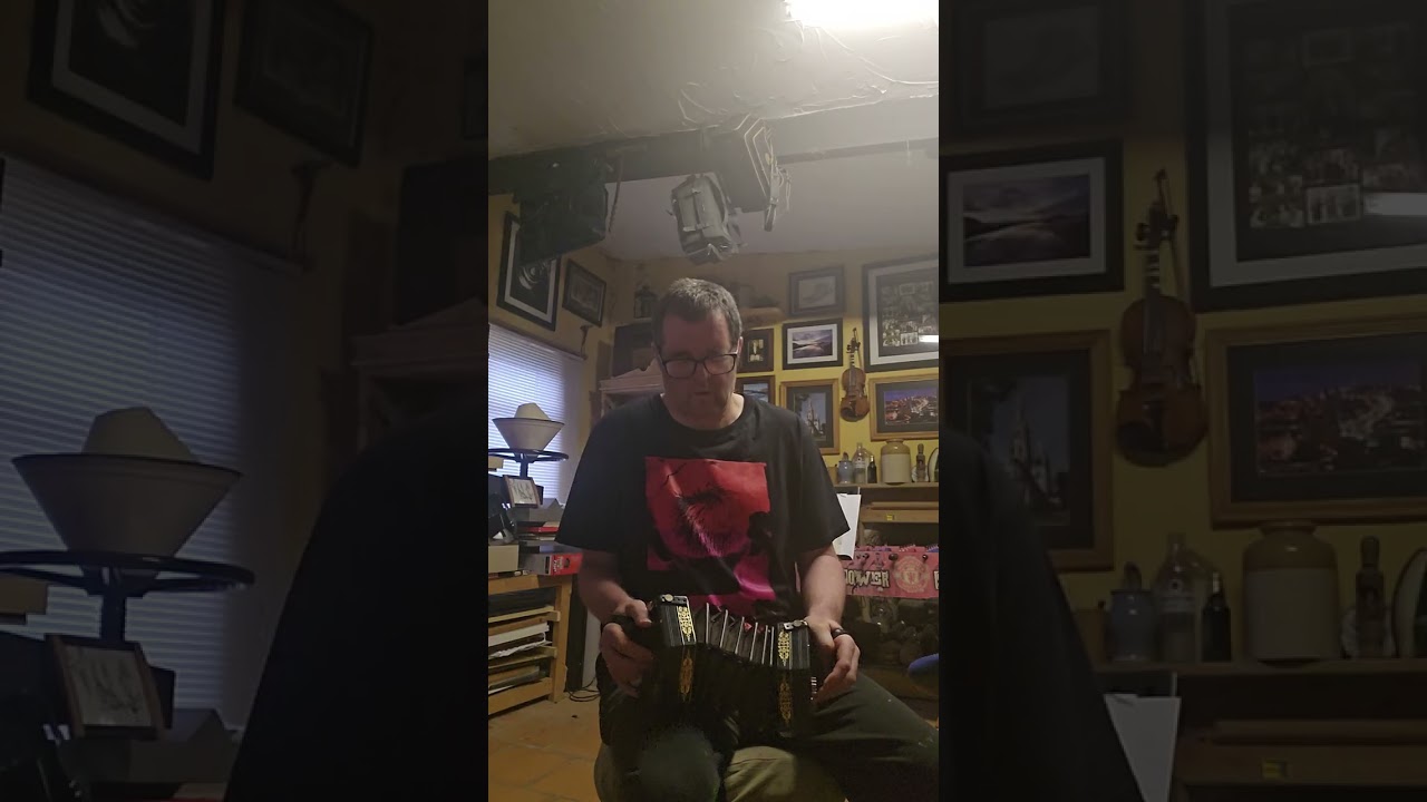 Barrell of jigs - bflat f jose claro concertina