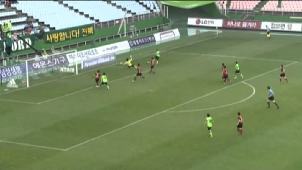 Jeonbuk Motors vs Pohang Steelers - K-League highlights