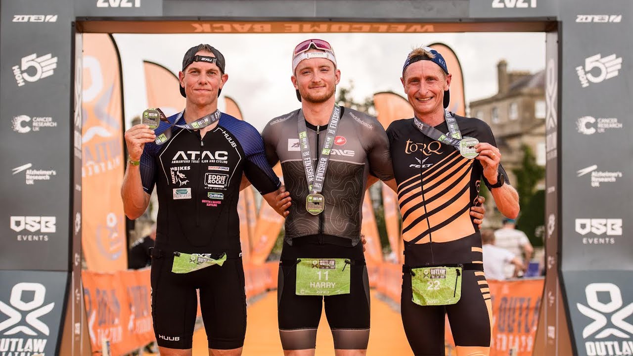 WINNING OUTLAW HALF BOWOOD || Sub 4 hour hilly 70.3