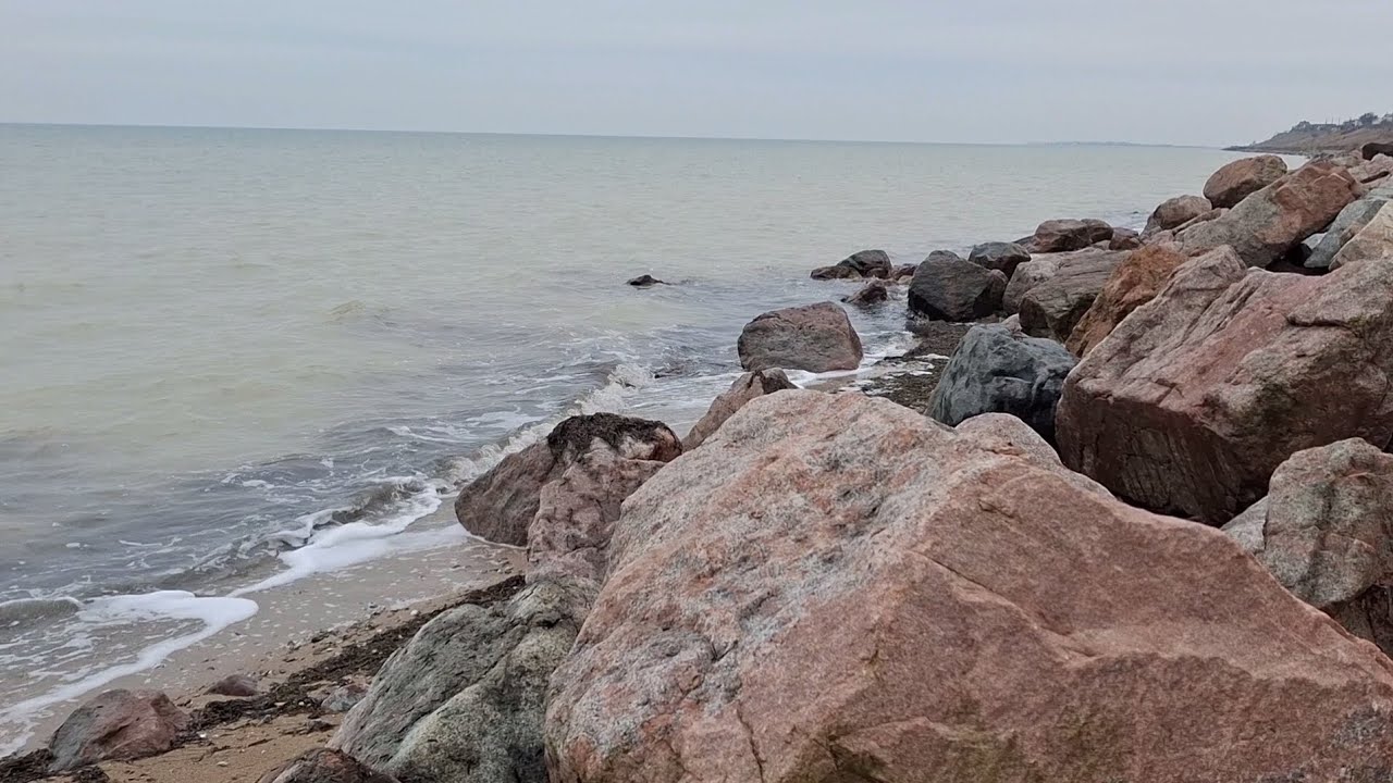 Геническ 5.01.2026г🌊напротив маяка#геническ #foryourpage #viral #рек #зима #море #fyp #live #foryou 