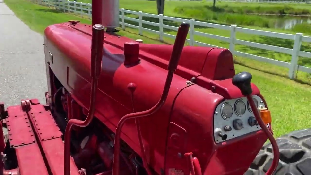 Farmall 400 Diesel Garrett Side by Side - Paquette Collection