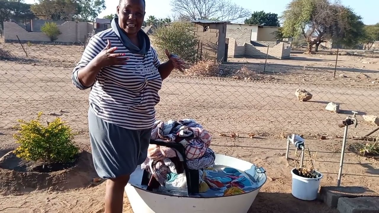 🌞 A day in Mahalapye, Botswana: Laundry, laundry, and more laundry! 🧺