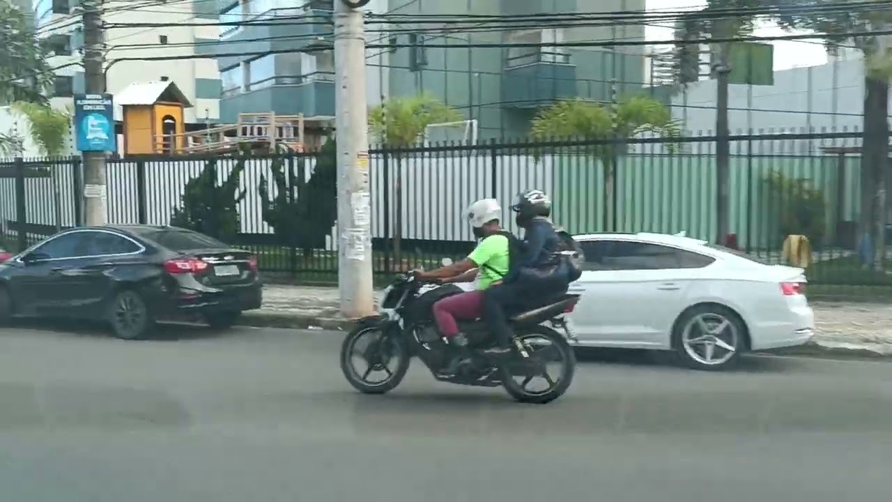 Caminho das Árvores ao Horto Florestal - Dirigindo por ruas de Salvador Bahia