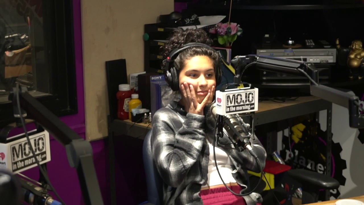 Alessia Cara Plays The Throwback Throwdown