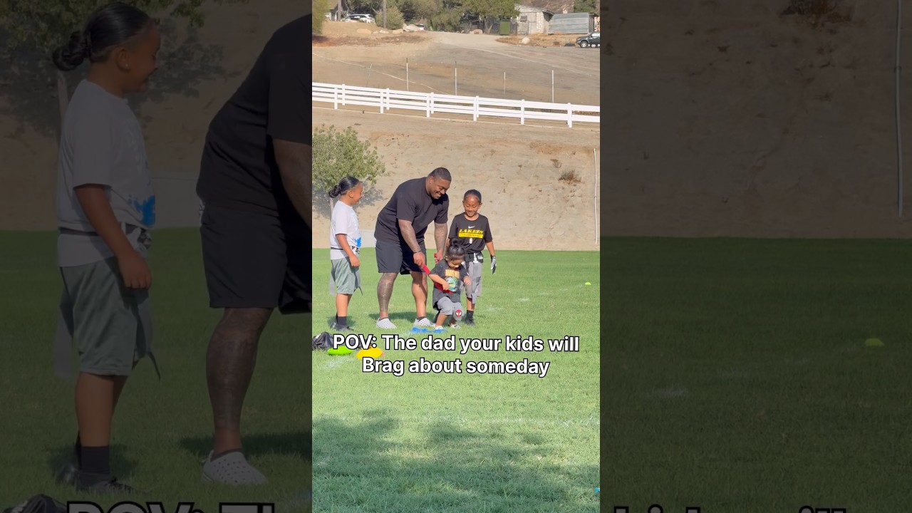 The kind of dad every kid dreams of 💙🏈 #husband #dadlife #coach #football #parenting #family