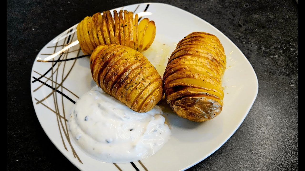 Airfryer - Hasselback Potatoes with Herb Butter