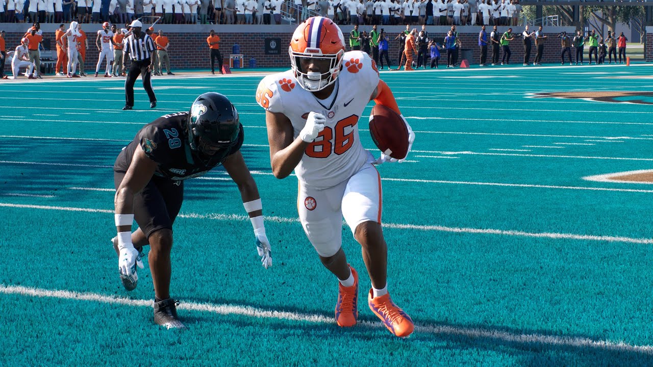Coastal Carolina takes on challenge, brings Clemson to teal field in 2027 in CFB 26 dynasty mode
