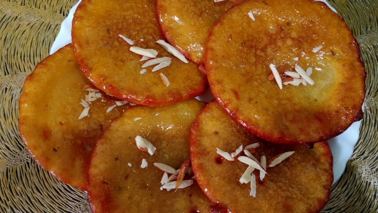 होली में बनाएं  बिहारी स्टाइल मालपूआ एकदम सोपट -स्पंजी  | malpua recipe  |#cookingwithseema 