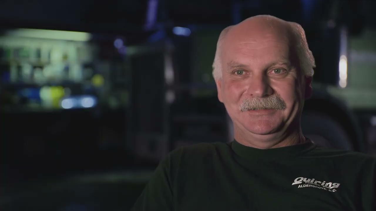 Boss Has Heart Attack During Toxic Truck Fire | Highway Thru Hell