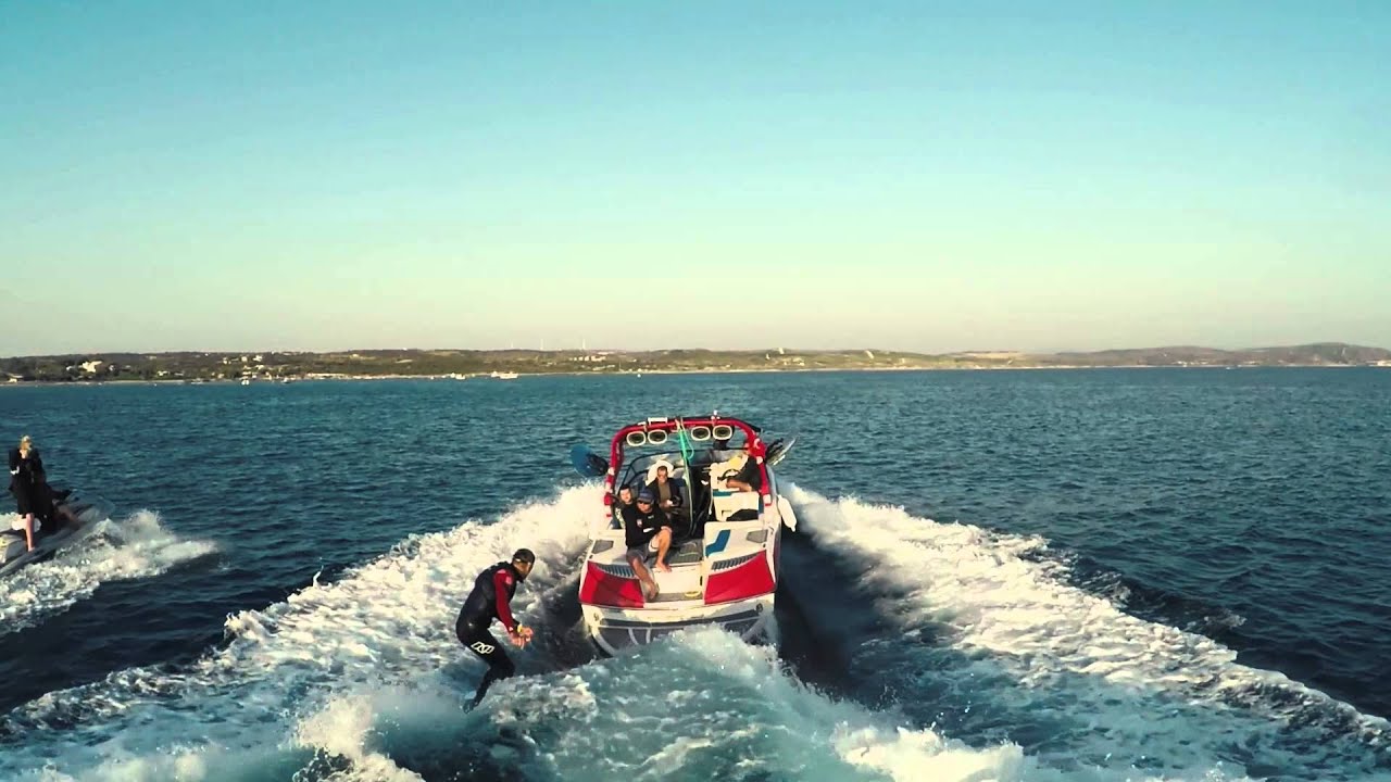 WAKESURFING_drone video_slowmotion
