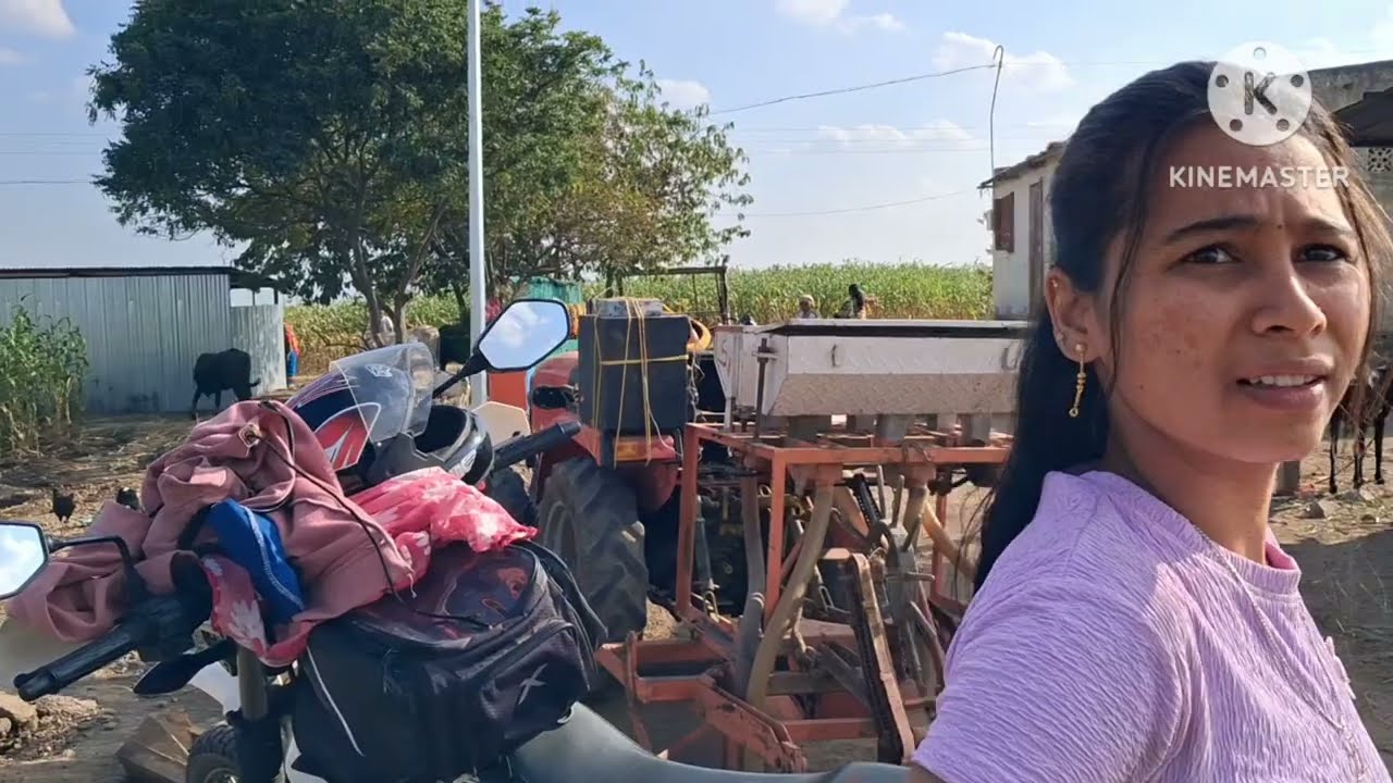 नांगोळे गावात नक्की हसून पोटात दुखेल सापाने केली पळता भुई थोडी गदर आजीबाई