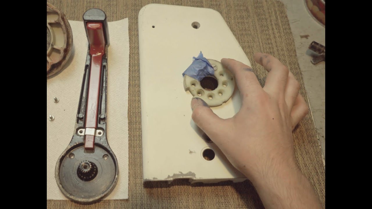 Boat controller shifting does not lock when in Neutral. How the throttle lock works - disassembly.