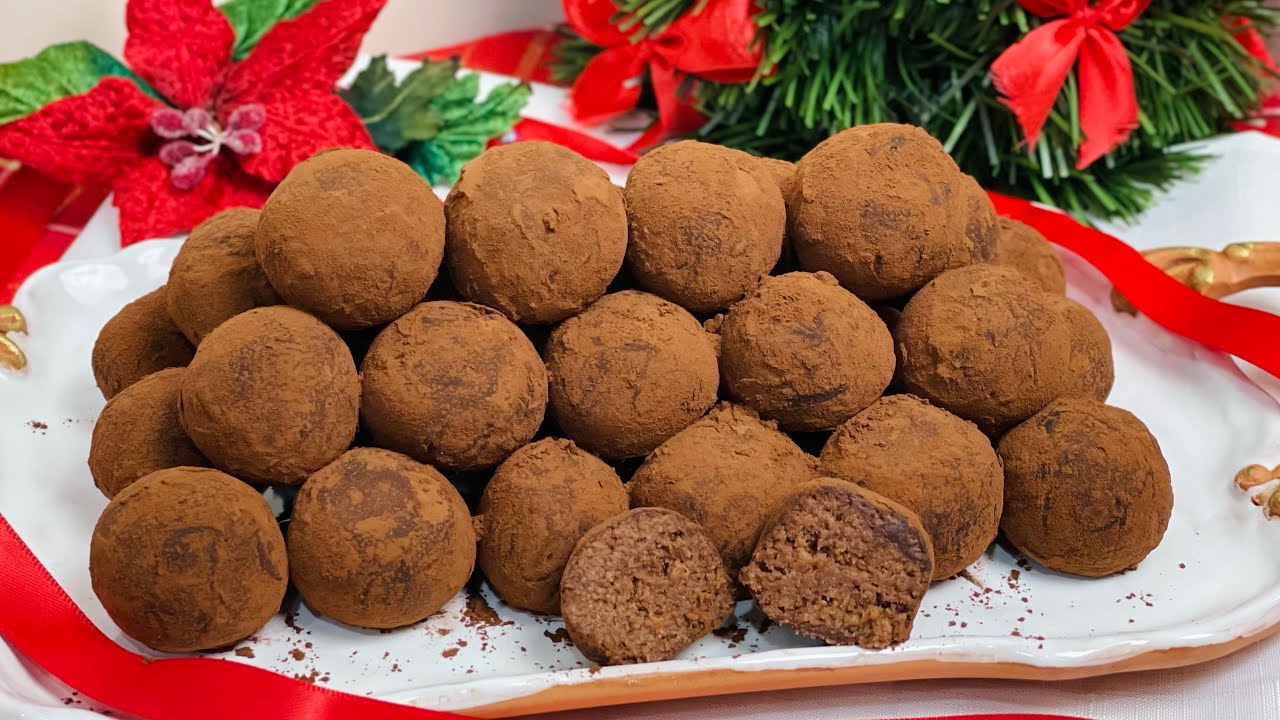 Tartufini di Pandoro al Cioccolato e Rum