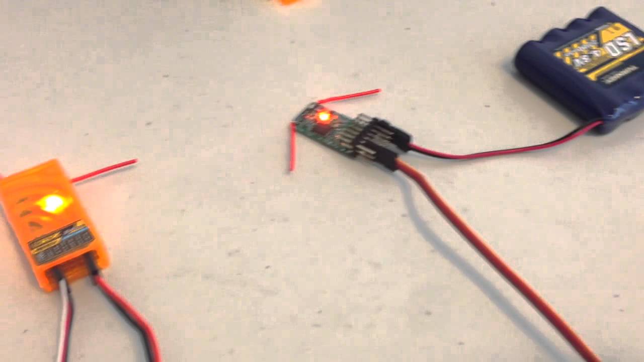 Orange R615X Spektrum DSMX/DSM2 compatible receiver Vid 1 of 2