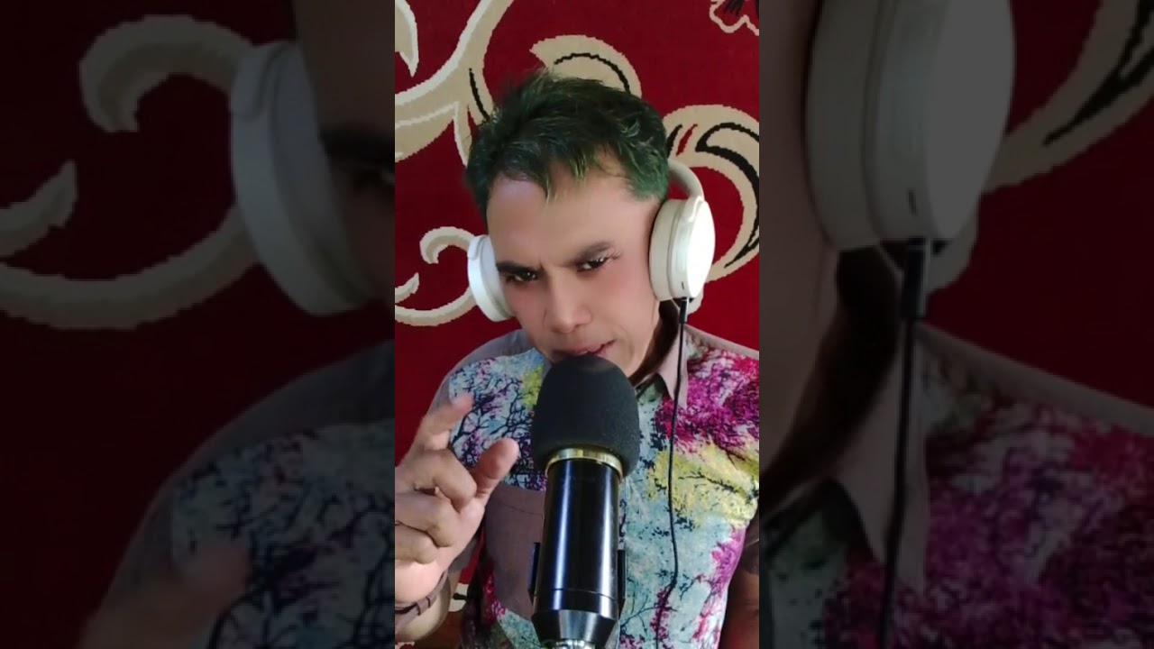 Gelas gelas kaca 🎤🎷🎺🤠