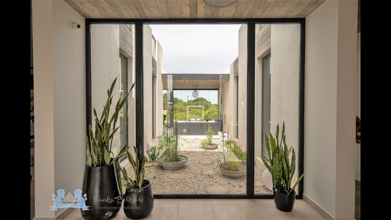 Costa Esmeralda barrio Golf I lote 190- Ivanka Bolkovic inversiones inmobiliarias