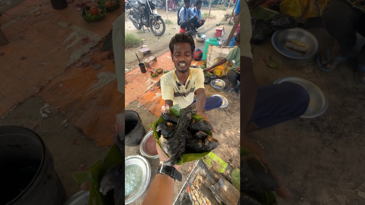Adivasi style Mutton Gori Recipe In Jharkhand😱 #mutton #muttonpaya #streetfood #shorts #jharkhand
