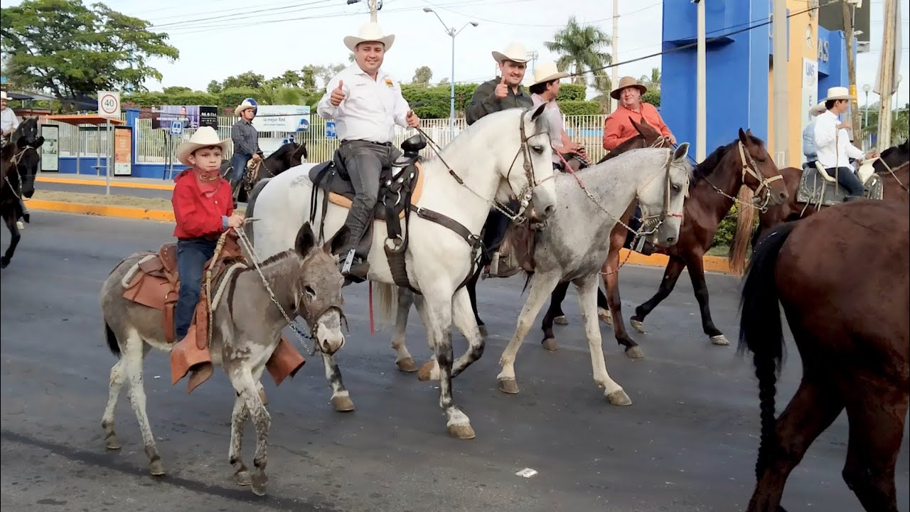 🌟 TRADICIONAL CABALGATA DE LA FERIA GANADERA DE CULIACAN SINALOA 2021