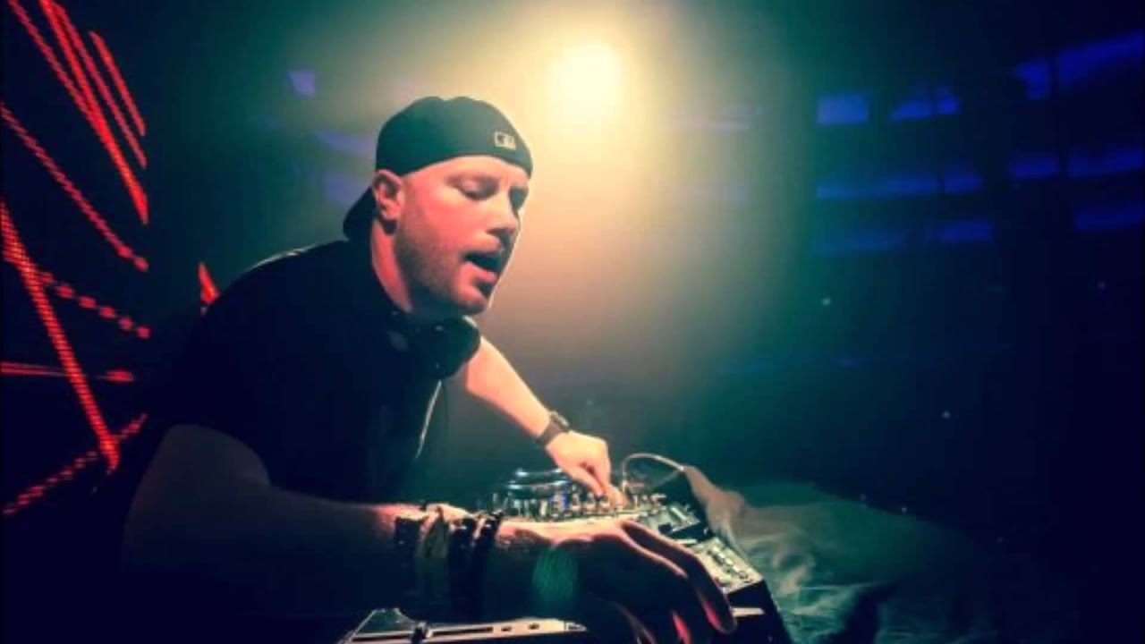 Eric Prydz - ID / Happy Days (Eric's private booty)