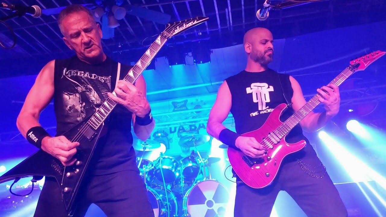 Hanger 18 rockin' Megadeath's “In My Darkest Hour”🤪🤙