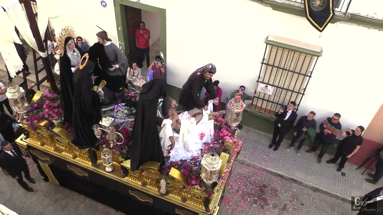 Petalada a la Virgen de los Dolores de Puerto Real 2023 - Lunes Santo