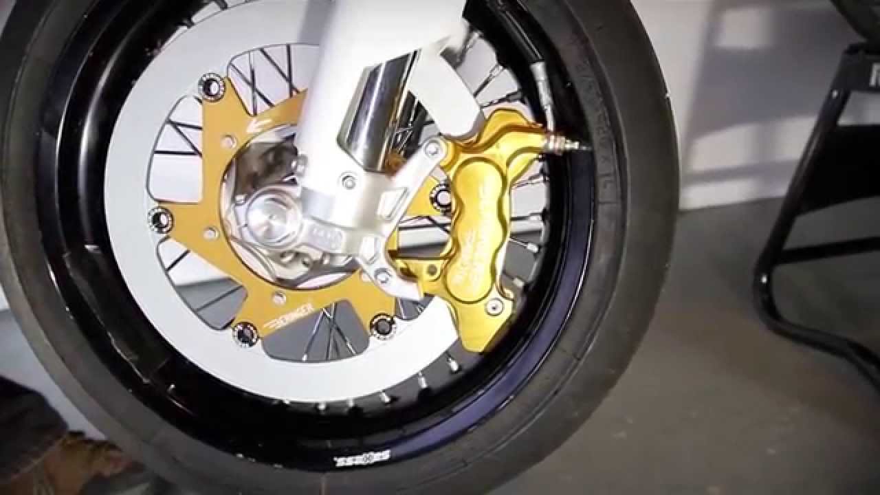 Installation Beringer Supermoto Brake Kit