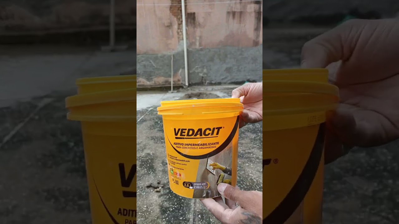 ADITIVO IMPERMEABILIZANTE PARA REBOCO/ ESSE PEDREIRO &Eacute; UM G&Ecirc;NIO