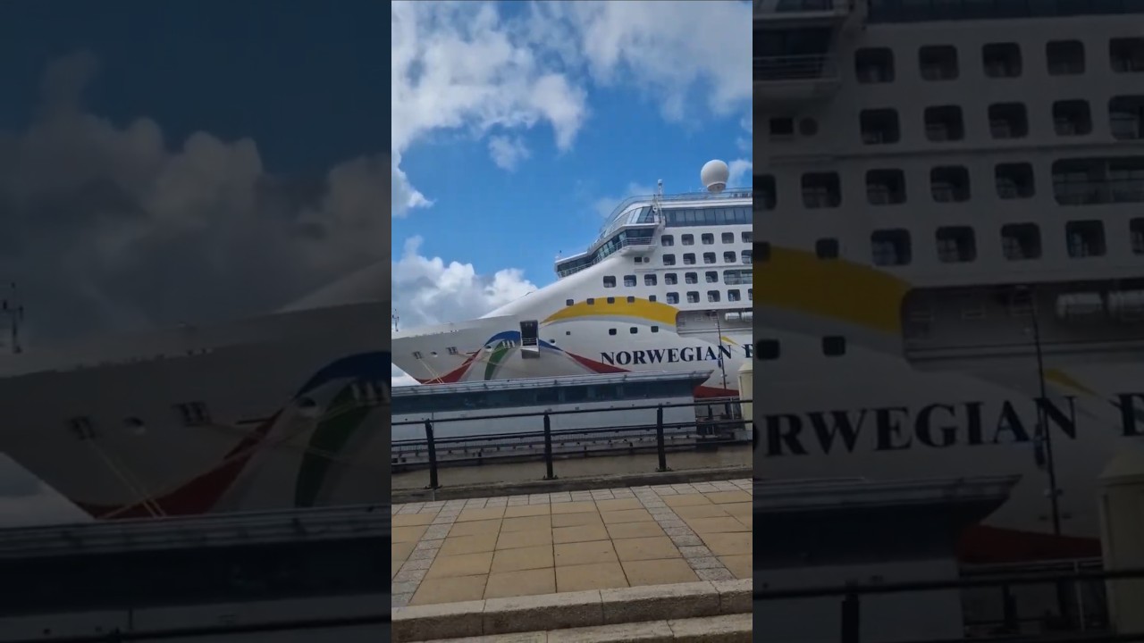 Norwegian Dawn cruise ship on the River Mersey 30/08/23